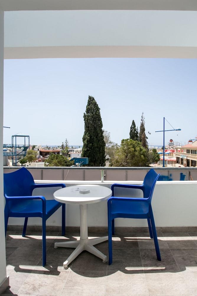 Barbara Tourist Apartments Ayia Napa Ngoại thất bức ảnh